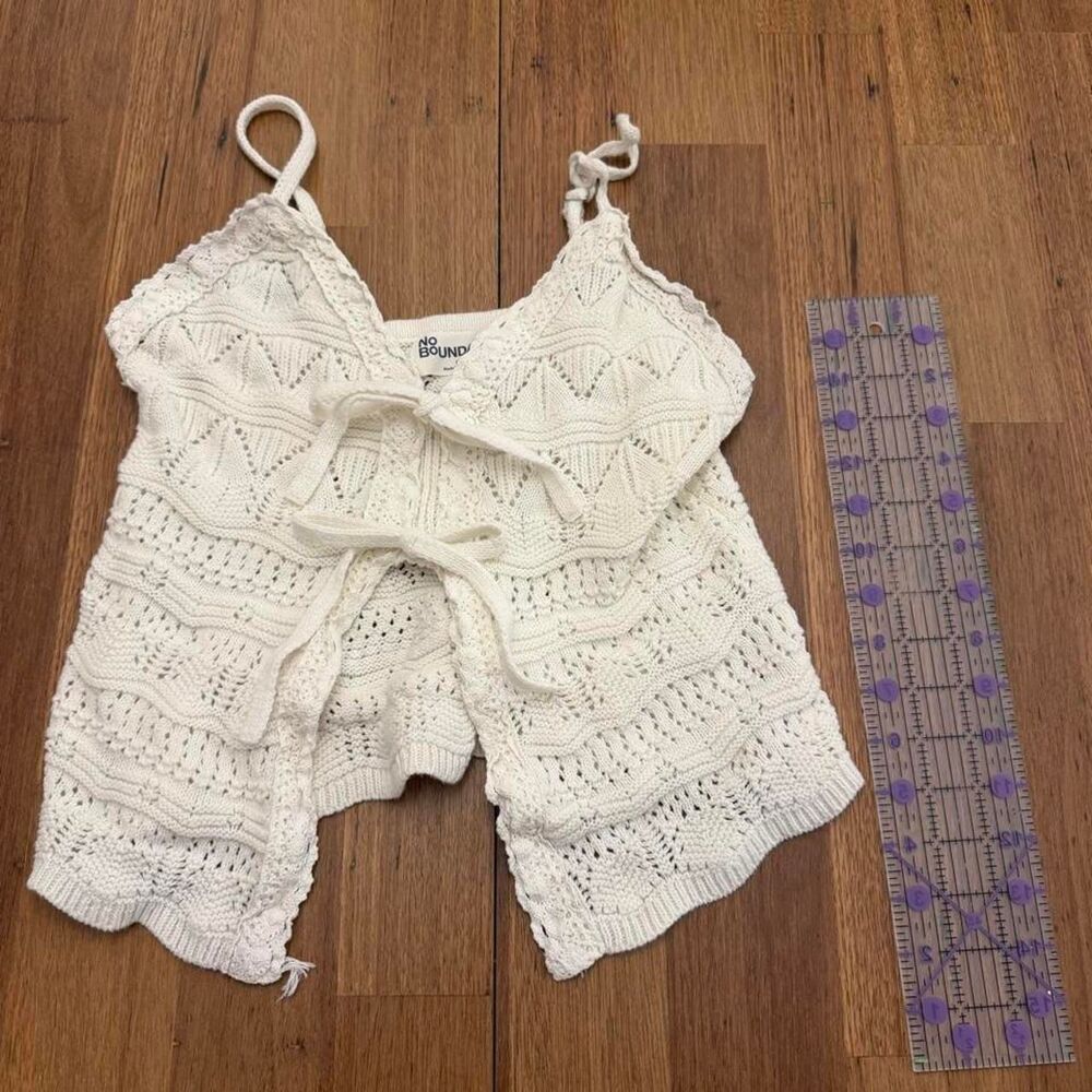 No Boundaries Winter White Crochet Double Tie Front Cami Top Medium
